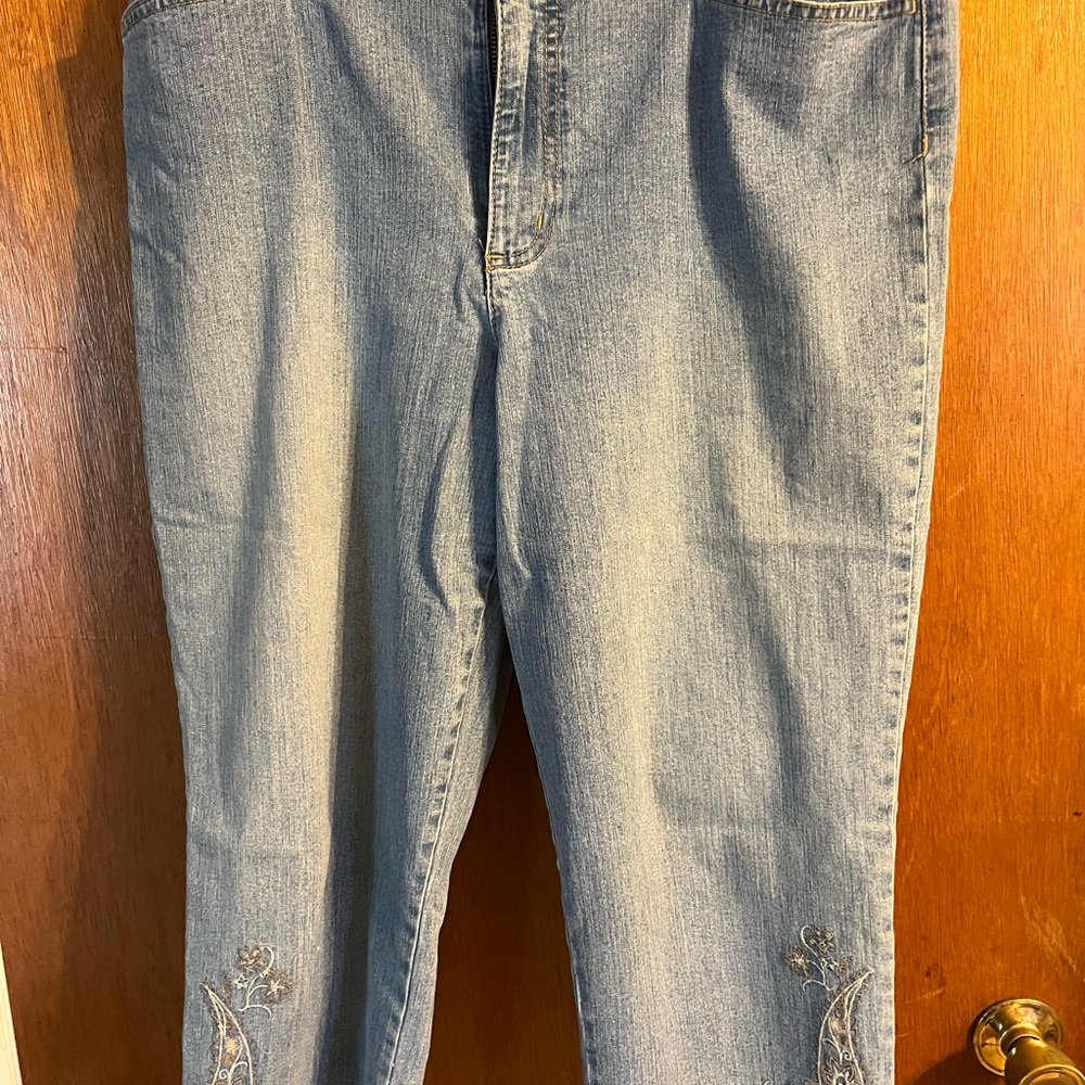 Gloria Vanderbilt Capris-14